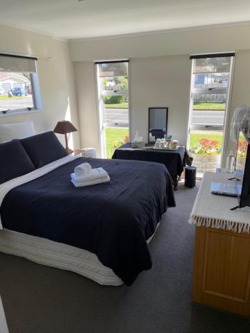 Whitby Pvt Room Pauatahanui ภายนอก รูปภาพ